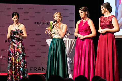 Wahl der fr&auml;nkischen Weink&ouml;nigin