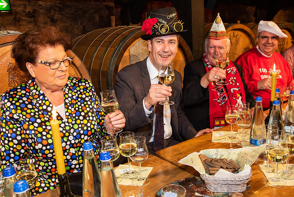 N&auml;rrische Weinprobe