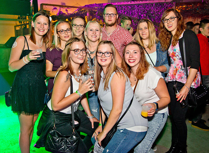 Bauer sucht Frau DJ N' Farmer