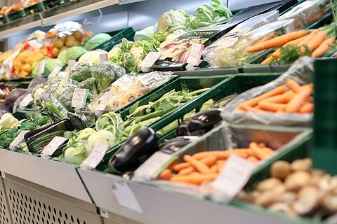 Supermarkt / Gemüsetheke