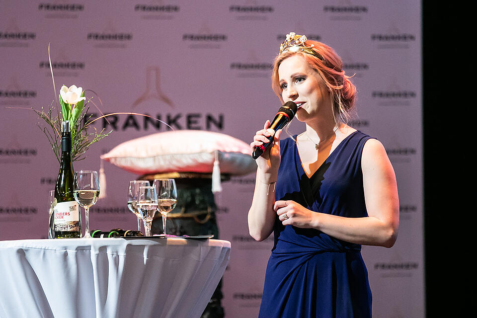 Wahl der fr&auml;nkischen Weink&ouml;nigin