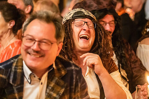 N&auml;rrische Weinprobe - Casting