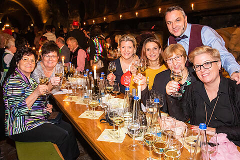 N&auml;rrische Weinprobe - Casting