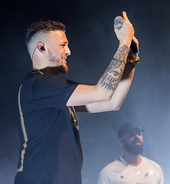 Azet - Fast Life Tour 2018