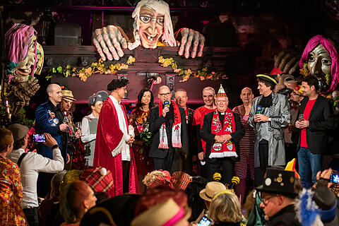 N&auml;rrische Weinprobe