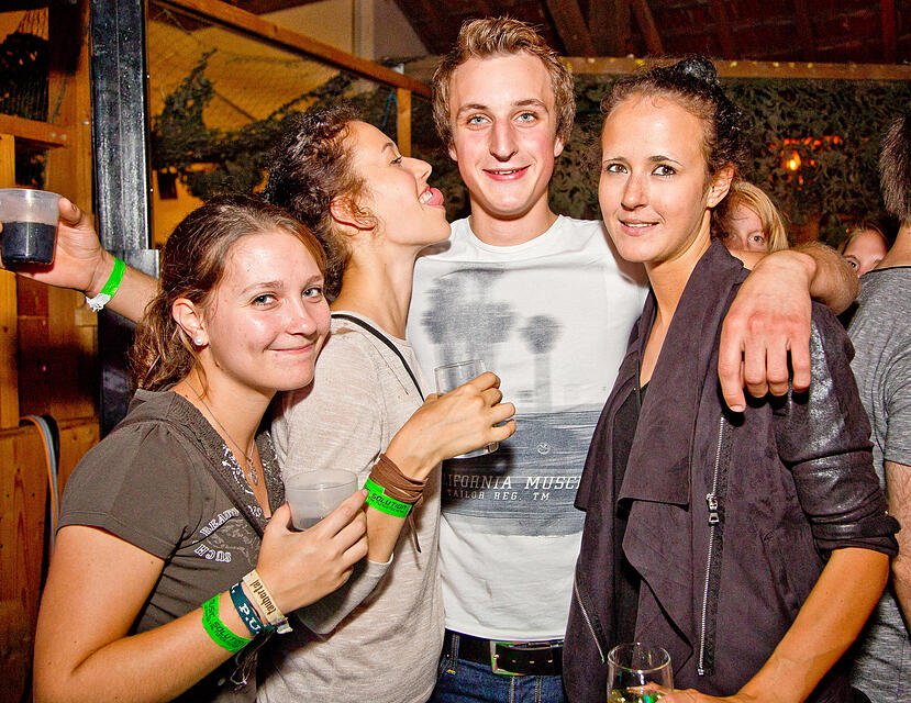 Bauer sucht Frau DJ N' Farmer