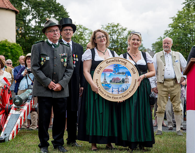 Heimf&uuml;hrung der Braut des F&uuml;rsten Castell-R&uuml;denhausen