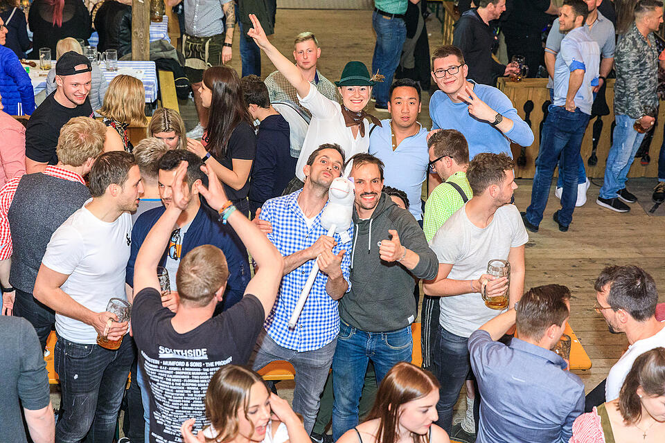 Fr&uuml;hjahrsvolksfest - Erwin und die Heckflossen
