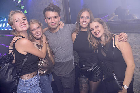 Main Ding Party