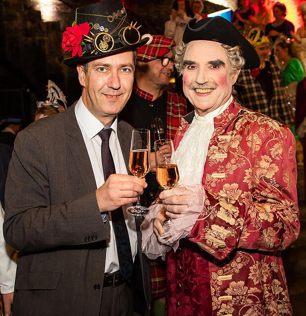 N&auml;rrische Weinprobe