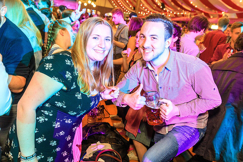Fr&uuml;hjahrsvolksfest - Erwin und die Heckflossen