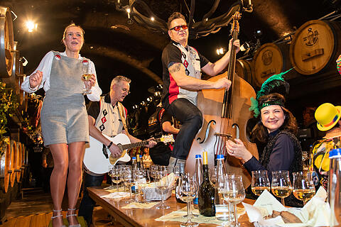 N&auml;rrische Weinprobe