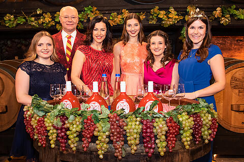 N&auml;rrische Weinprobe