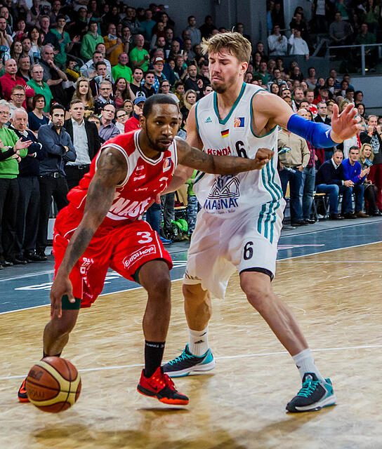 Bike-Cafe Messingschlager Baunach - s.Oliver Baskets