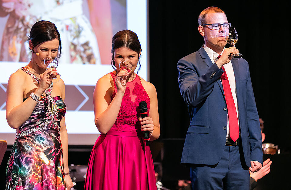 Wahl der fr&auml;nkischen Weink&ouml;nigin