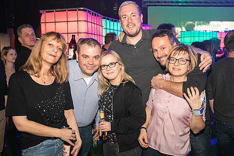 &Uuml;40 Party