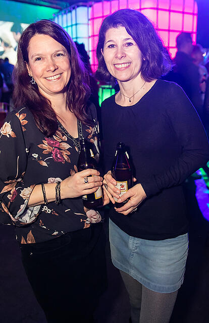 &Uuml;40 Party