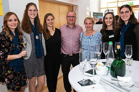 Wahl der fr&auml;nkischen Weink&ouml;nigin