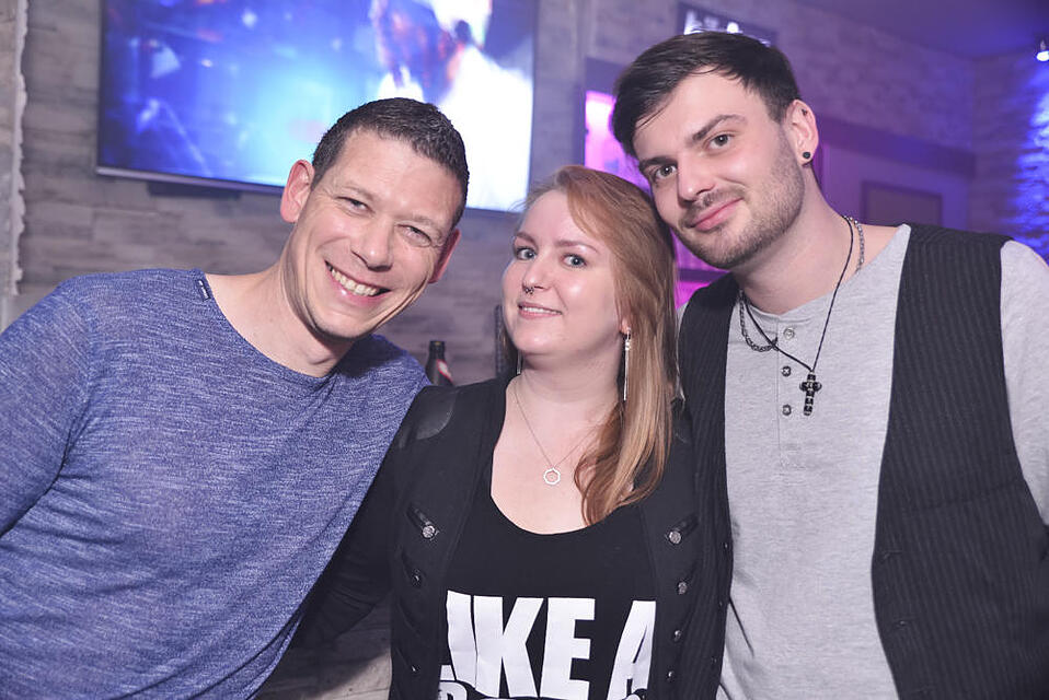 Main Ding Party