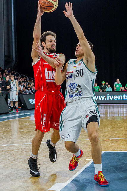 Bike-Cafe Messingschlager Baunach - s.Oliver Baskets