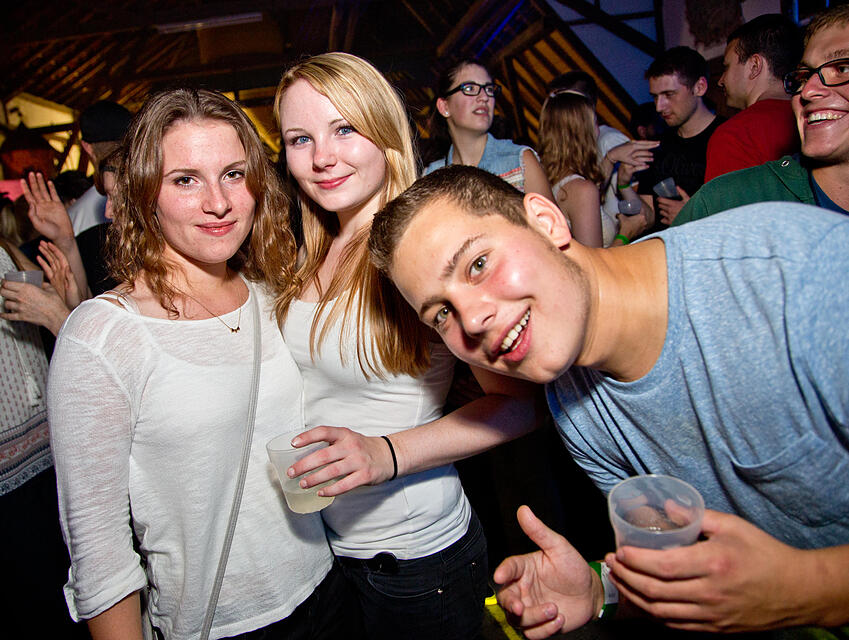 Bauer sucht Frau DJ N' Farmer