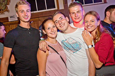 Bauer sucht Frau DJ N' Farmer