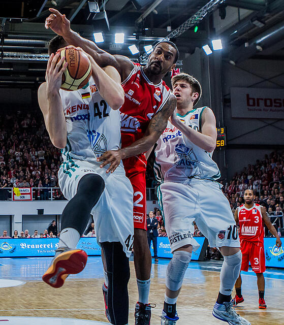 Bike-Cafe Messingschlager Baunach - s.Oliver Baskets