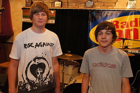 2011-05-11_royal_republic_bronnbach_kuenstlerkeller-10