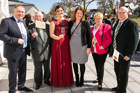 Wahl der fr&auml;nkischen Weink&ouml;nigin