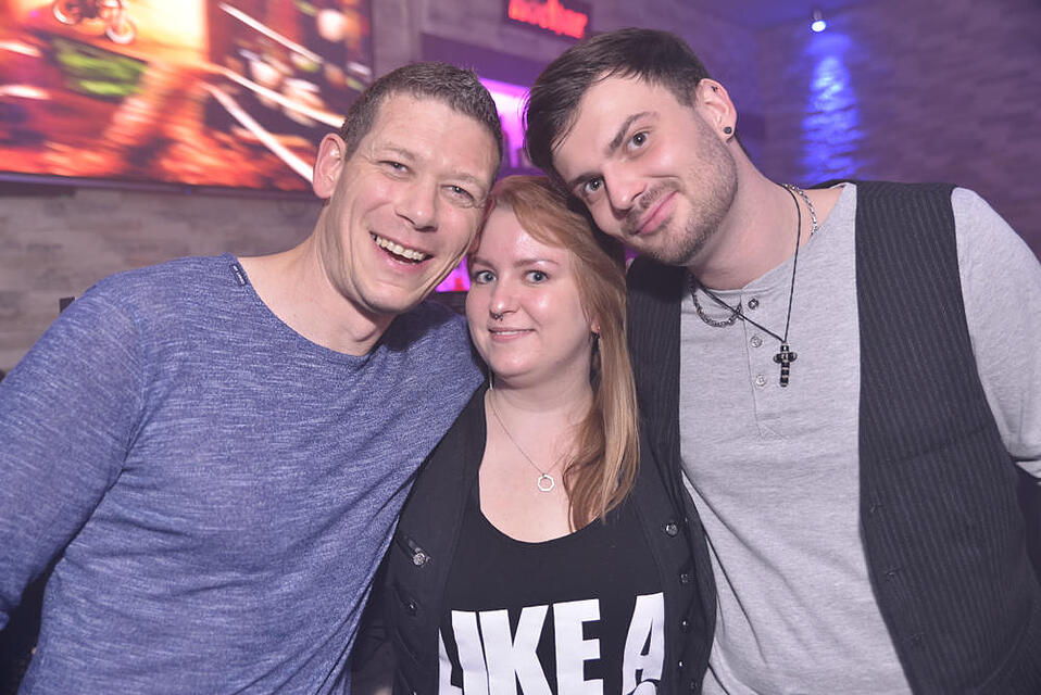 Main Ding Party