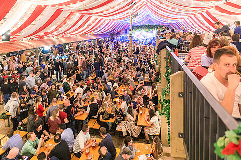 Fr&uuml;hjahrsvolksfest - Erwin und die Heckflossen