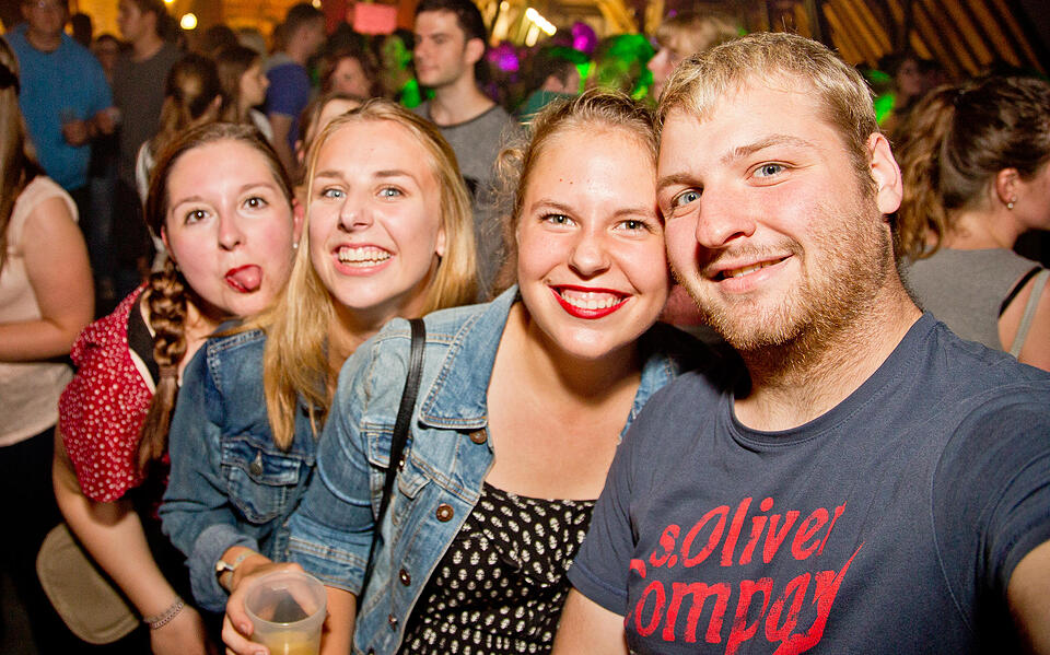 Bauer sucht Frau DJ N' Farmer
