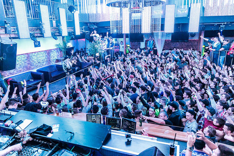 Mia Julia live