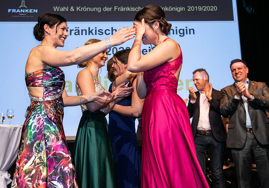 Wahl der fr&auml;nkischen Weink&ouml;nigin