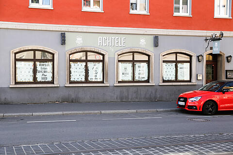 Achtele Bar