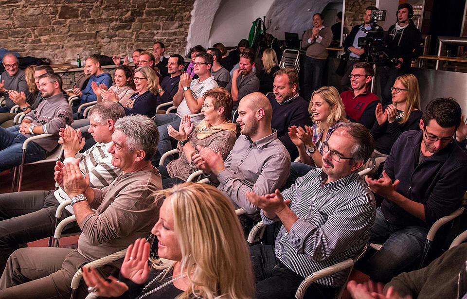 "Hinter den Kulissen" mit Micaela Sch&auml;fer