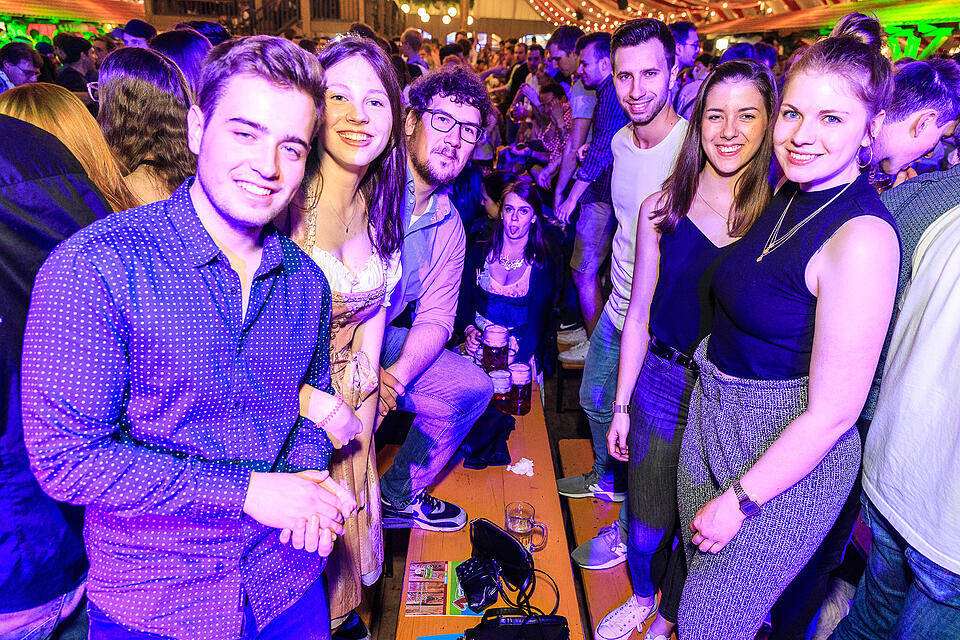 Fr&uuml;hjahrsvolksfest - Erwin und die Heckflossen