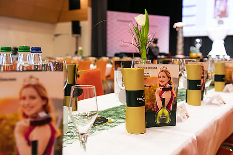 Wahl der fr&auml;nkischen Weink&ouml;nigin