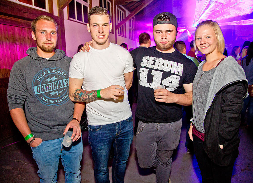 Bauer sucht Frau DJ N' Farmer