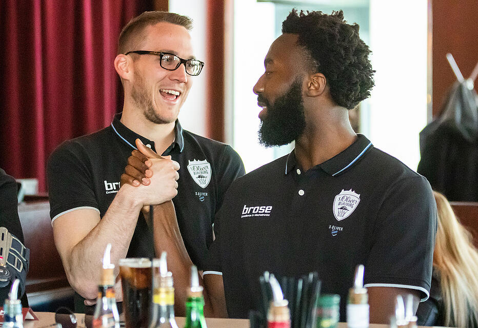 s.Oliver Würzburg Team Verabschiedung