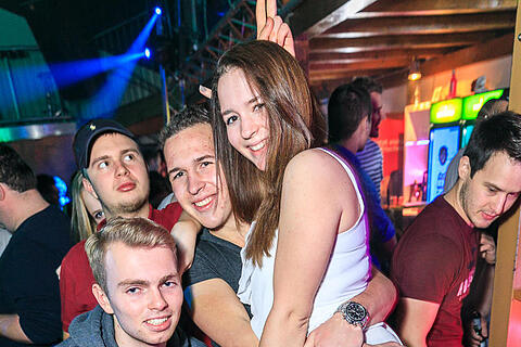 Mia Julia live