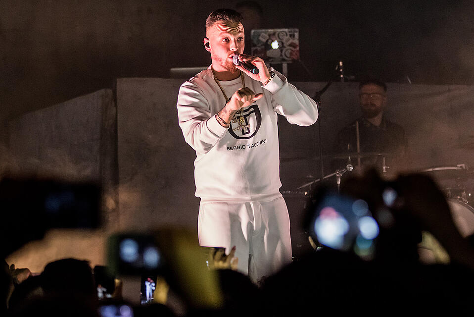 Azet - Fast Life Tour 2018