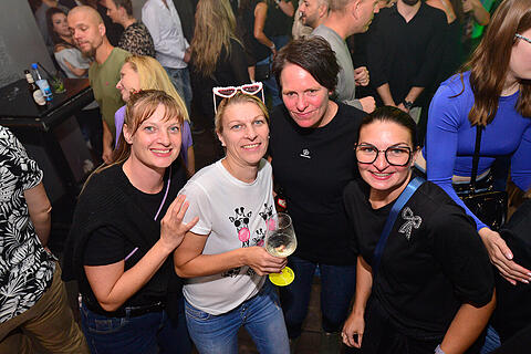 We love Musik from 80s til Now