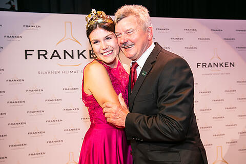 Wahl der fr&auml;nkischen Weink&ouml;nigin