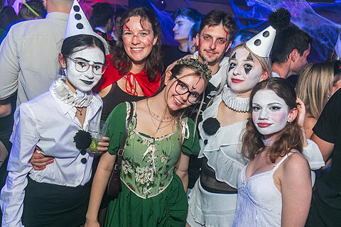 Sexy Scary Halloween