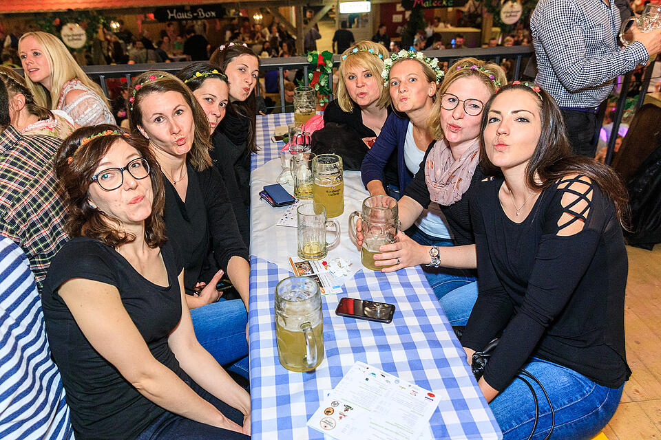 Fr&uuml;hjahrsvolksfest - Erwin und die Heckflossen