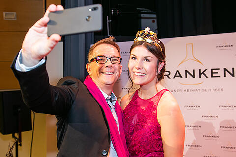 Wahl der fr&auml;nkischen Weink&ouml;nigin