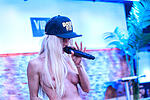Mia Julia live