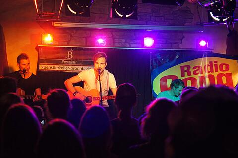 2011-05-11_royal_republic_bronnbach_kuenstlerkeller-58