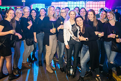 &Uuml;40 Party